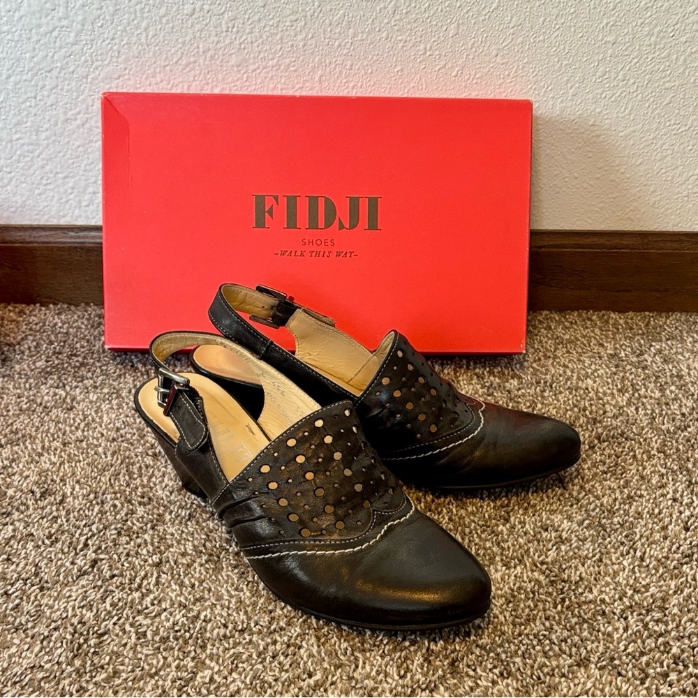 FIDJI Slingback Sandals